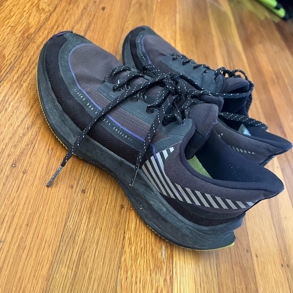 Nike Pegasus zoom size 7.5